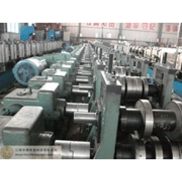 Auto Swisss Electric Cabinet Purlin Roll Forming Machine (BOSJ)